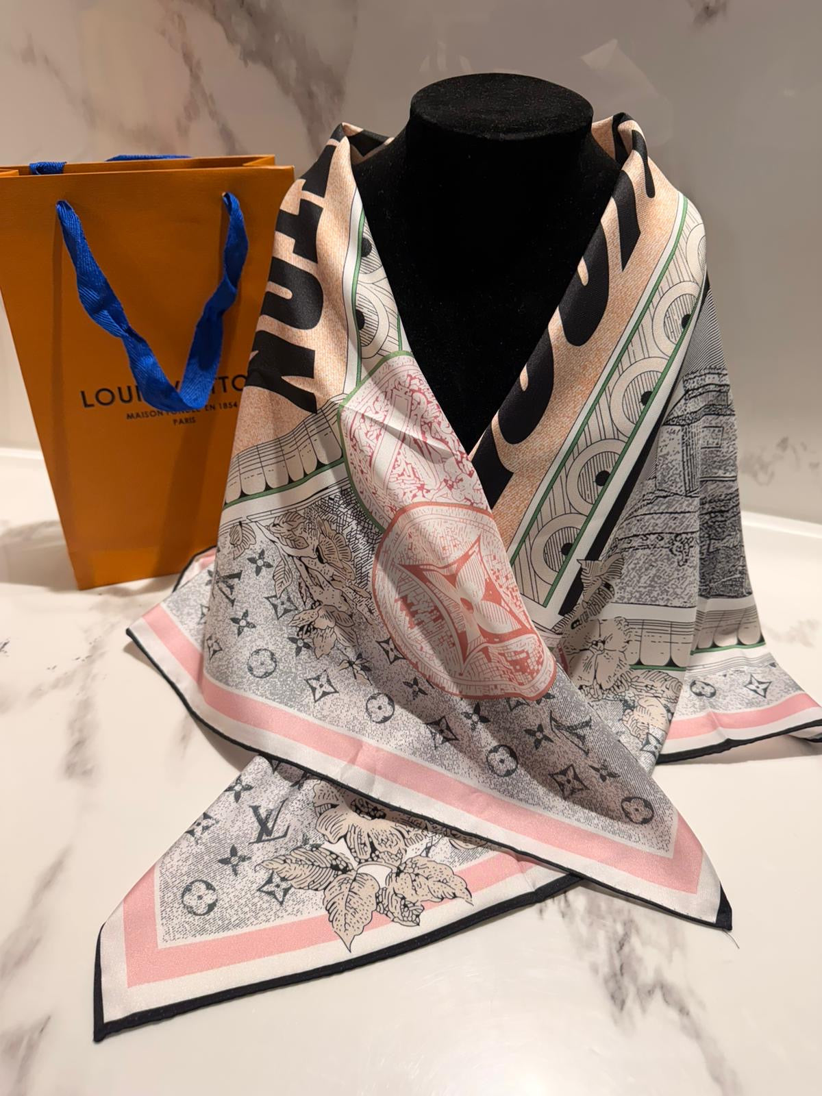 FOULARD LV 50x50