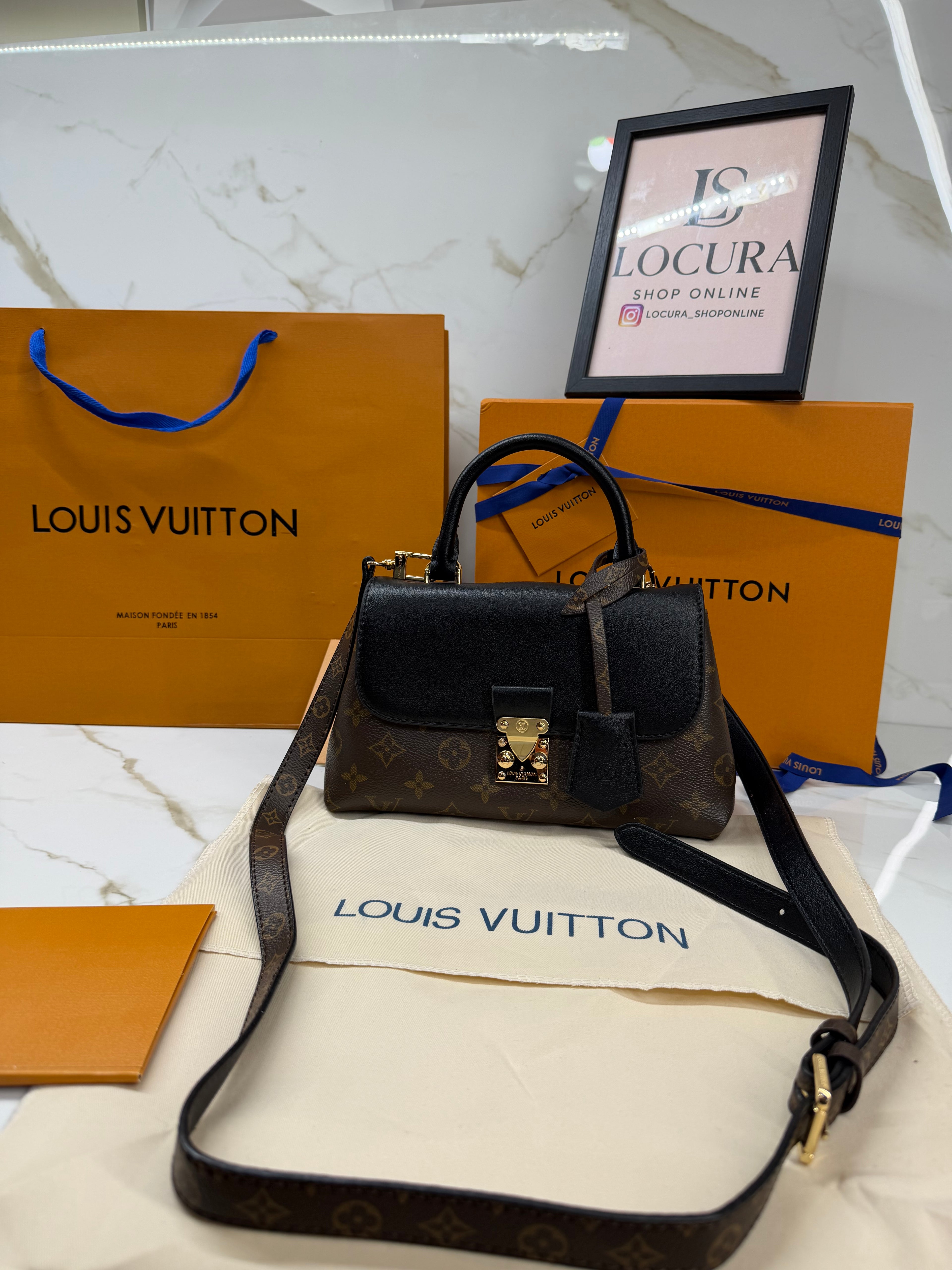 BORSA LV