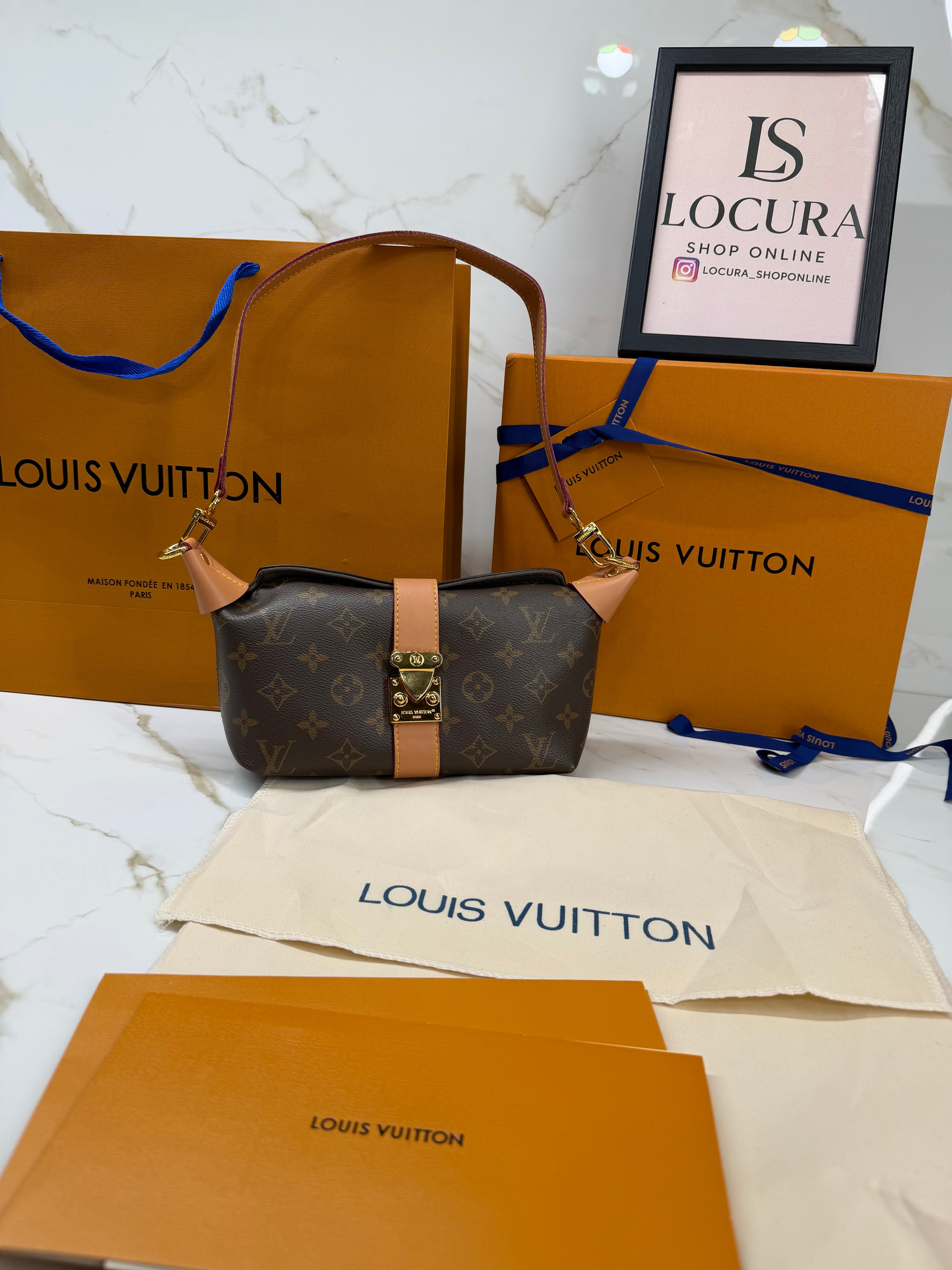 BORSA LV